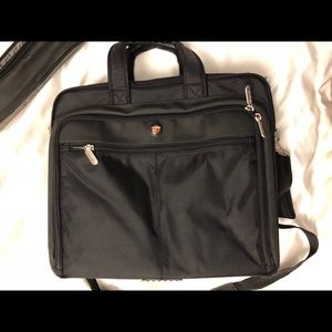 Targus 18in laptop bag💻
